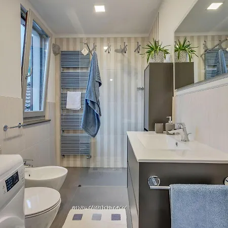 Belvilla By Oyo Ai Tetti Apartment