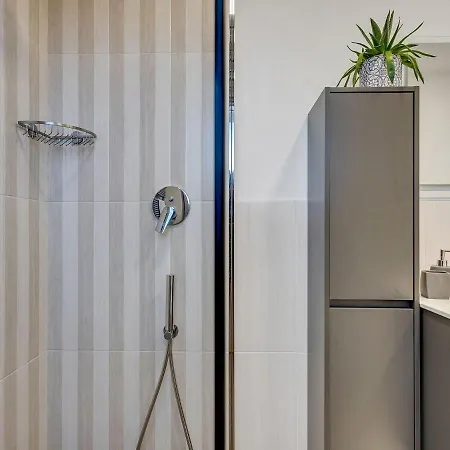 Belvilla By Oyo Ai Tetti Apartment Intra